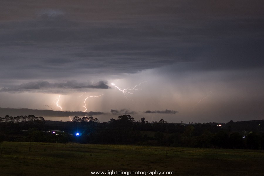 Lightning Image 2014102681