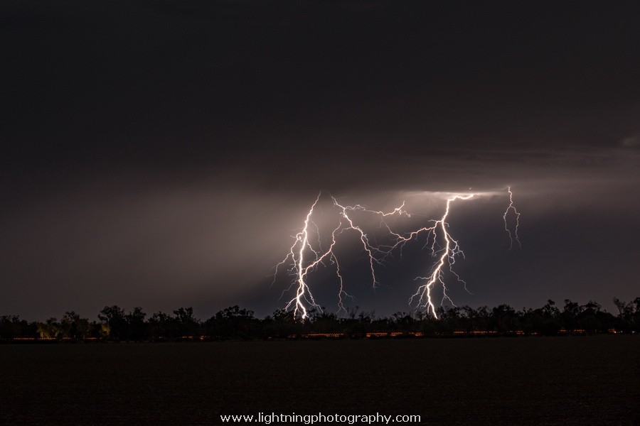 Lightning Image 20141105110