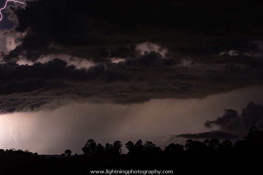 Lightning Image 2014111908