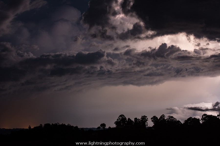 Lightning Image 2014111910