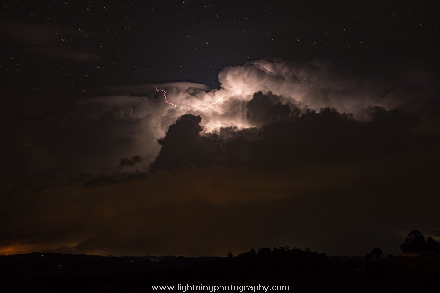 Lightning Image 2014111920