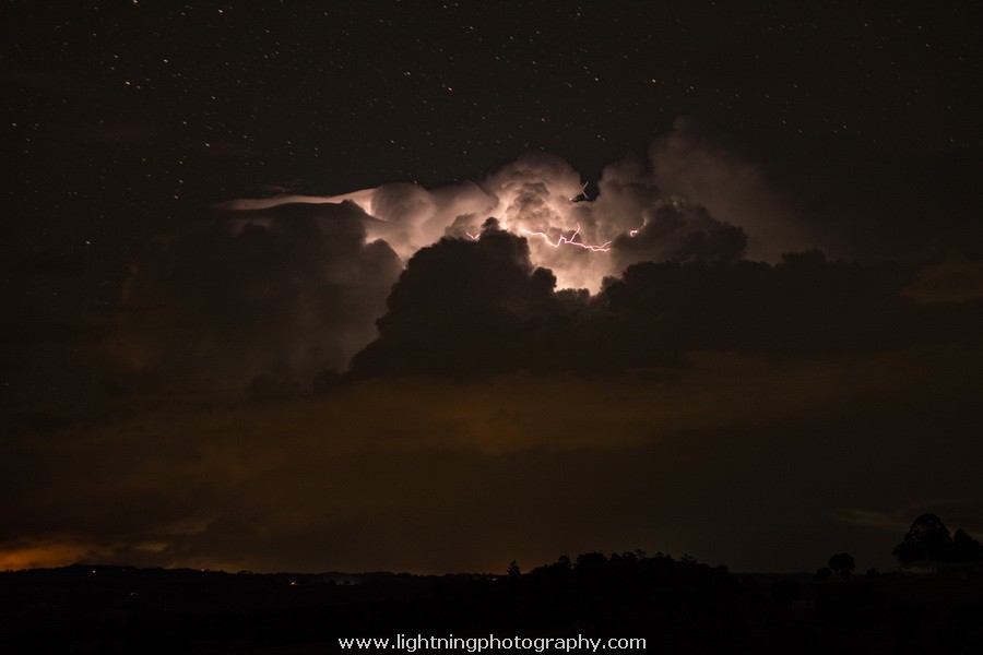 Lightning Image 2014111921