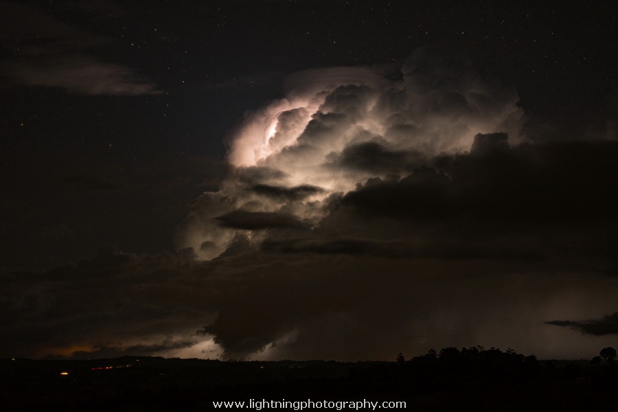 Lightning Image 2014111926