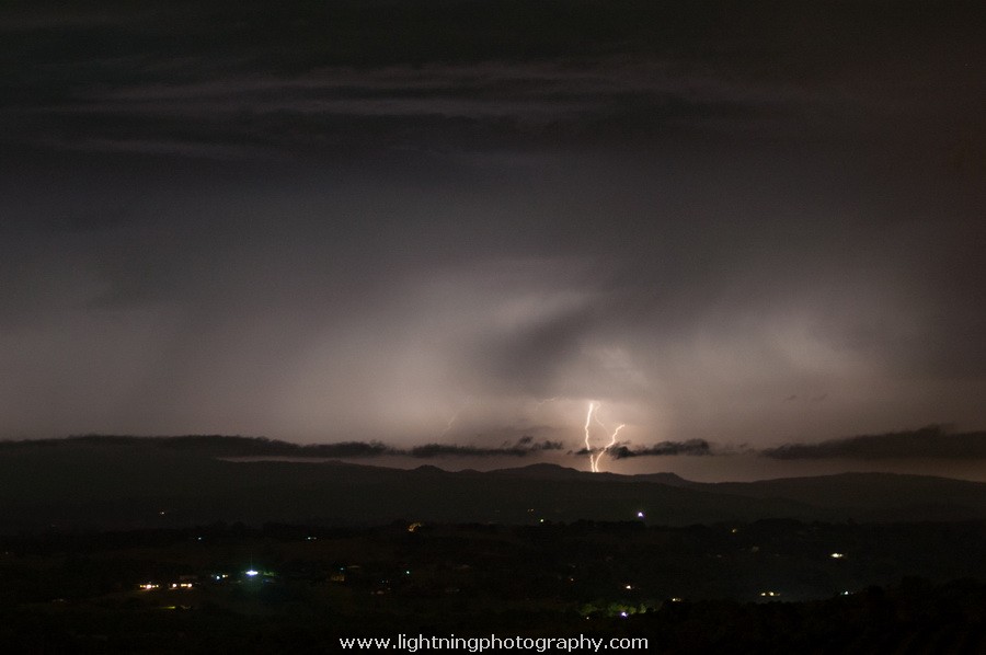 Lightning Image 2014121620