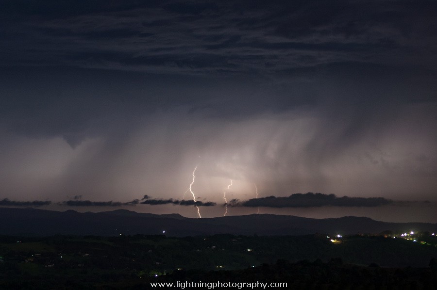 Lightning Image 2014121623