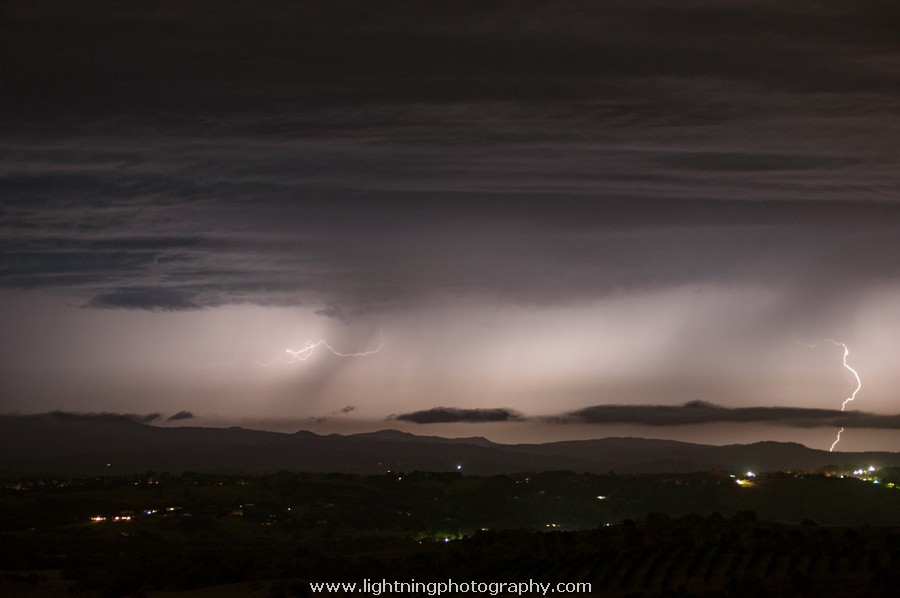 Lightning Image 2014121627