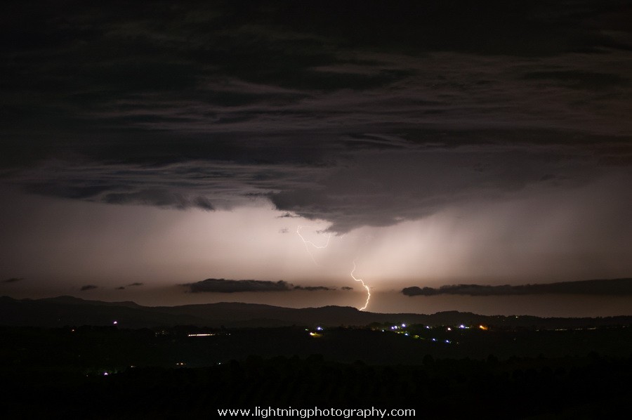 Lightning Image 2014121631