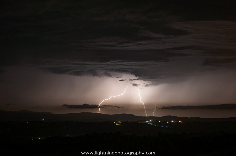 Lightning Image 2014121633