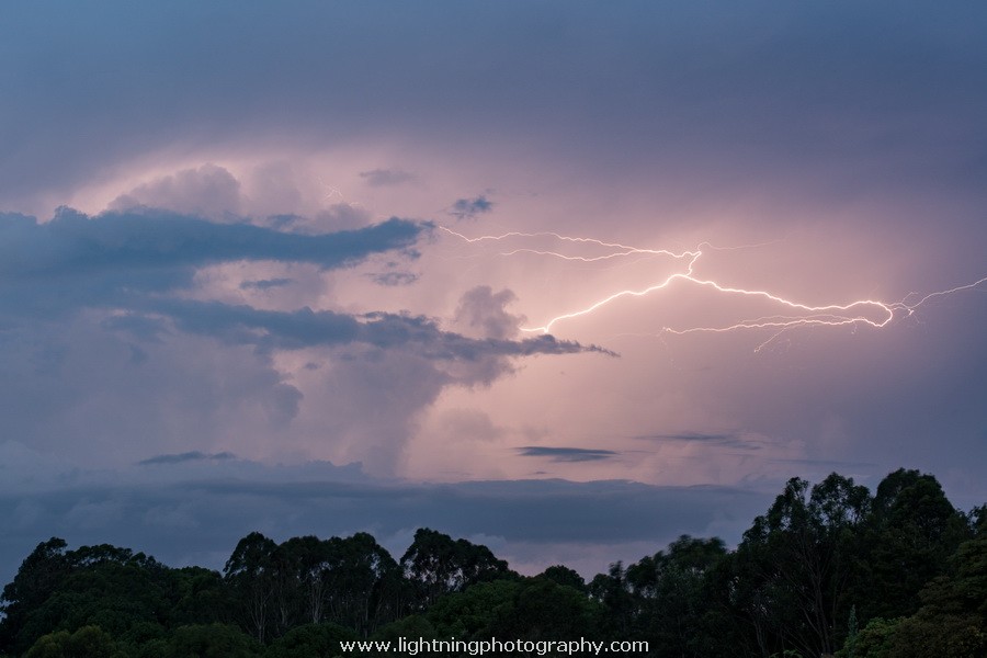 Lightning Image 2015011941