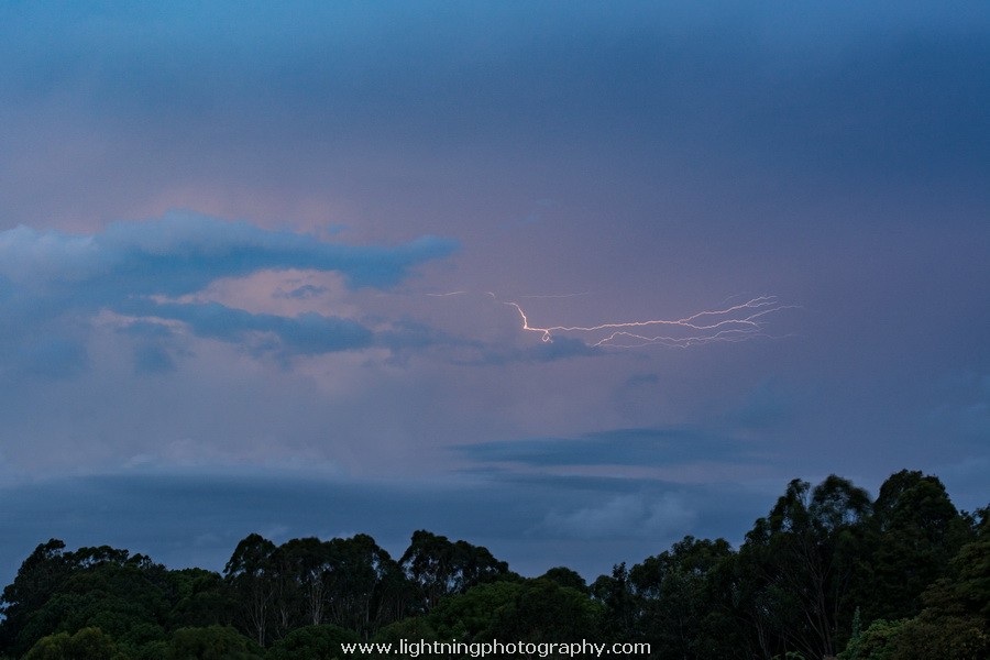 Lightning Image 2015011942