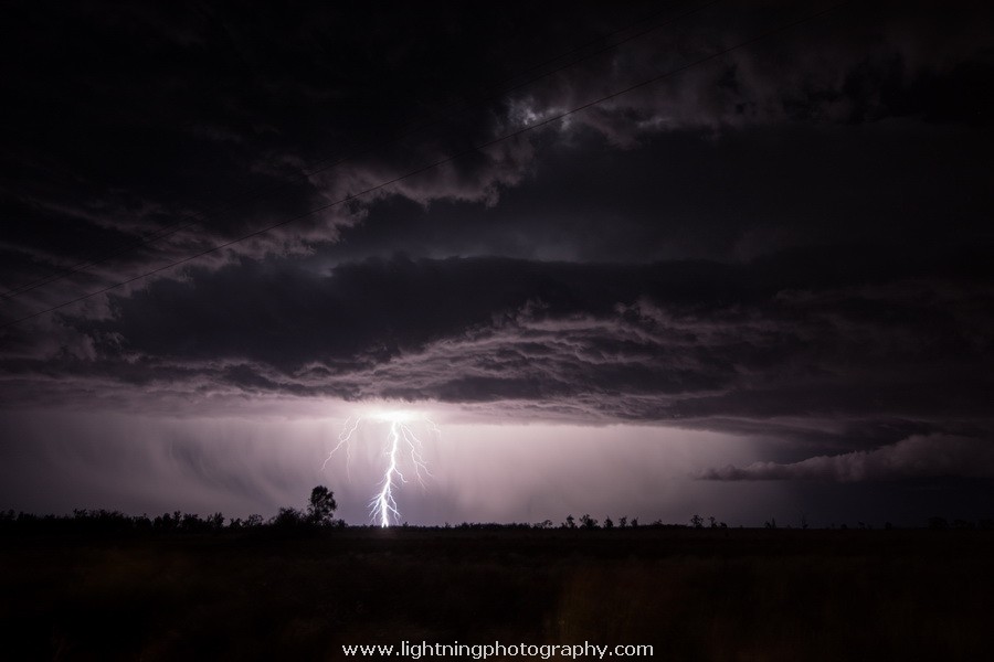 Lightning Image 20150321343