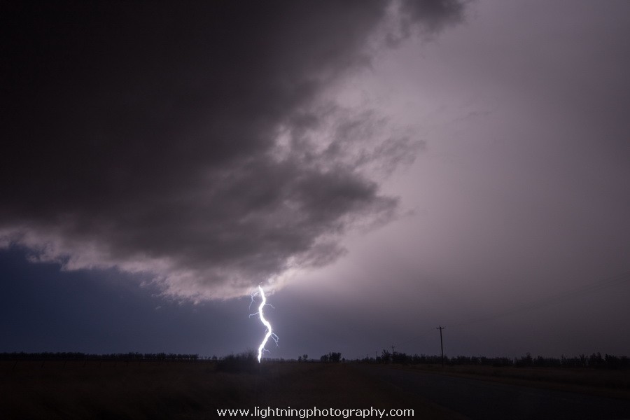 Lightning Image 20150321377