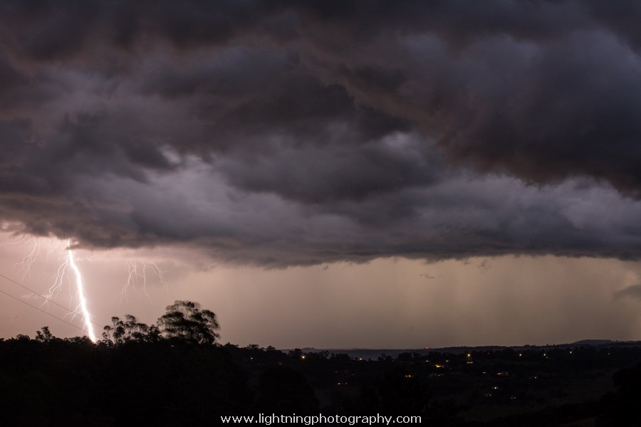 Lightning Image 20150326110