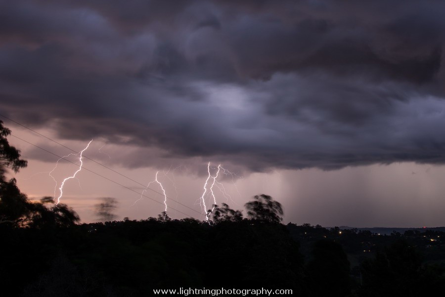 Lightning Image 20150326114