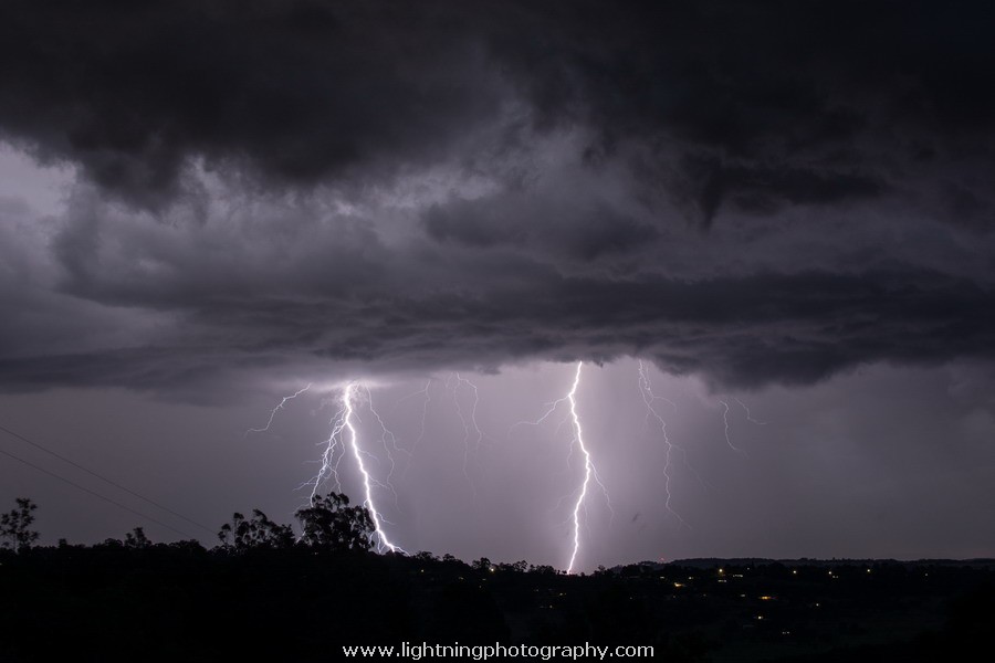 Lightning Image 20150326137