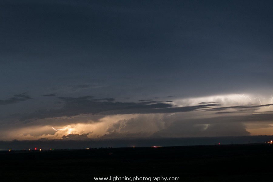 Lightning Image 2015052471