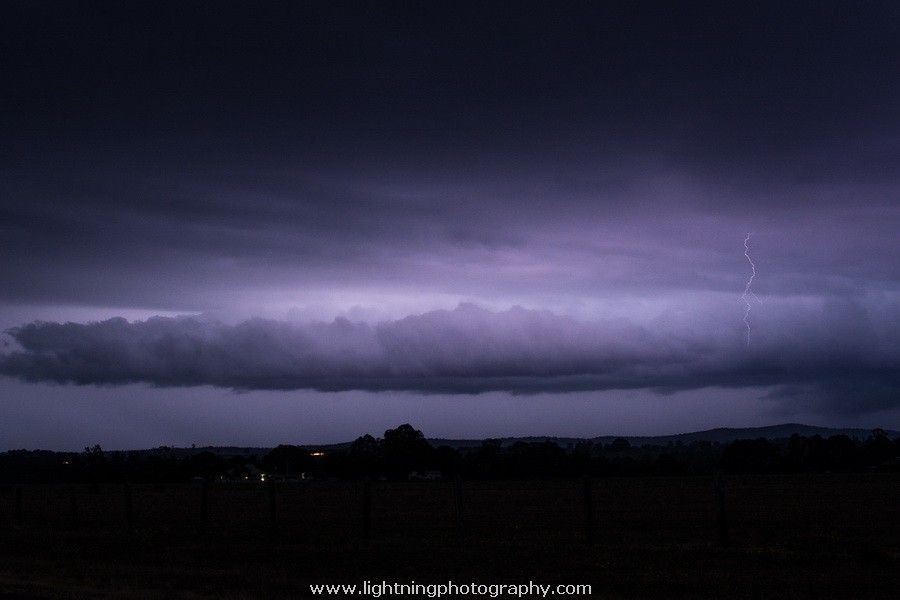 Lightning Image 2015082432