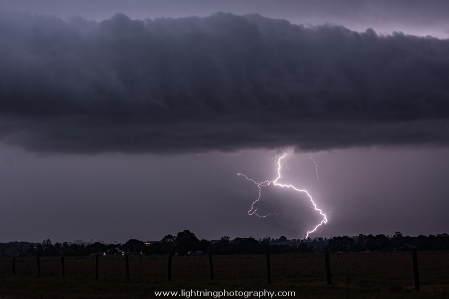 Lightning Image 2015082451