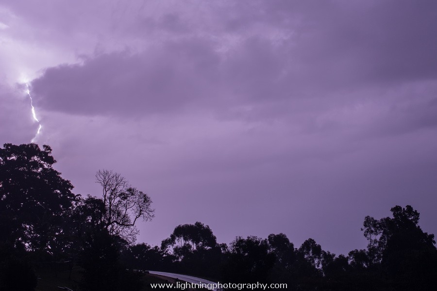 Lightning Image 2015082456