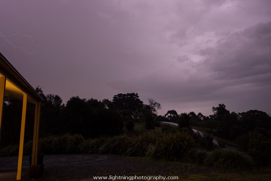 Lightning Image 2015082457