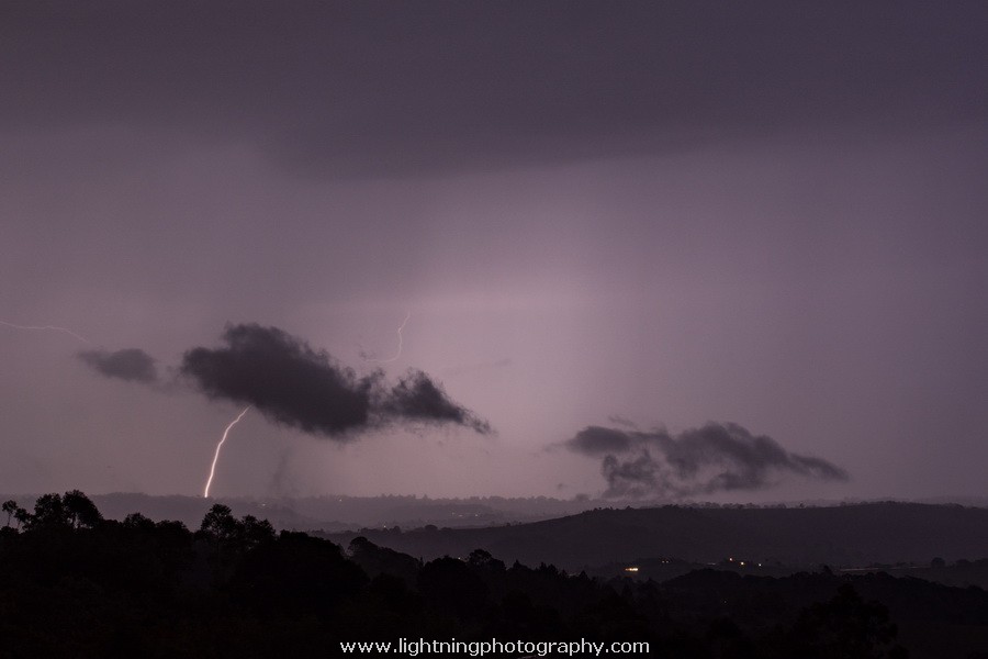 Lightning Image 2015082464