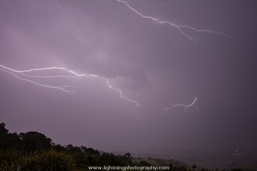 Lightning Image 2015091619