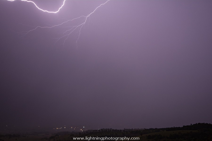 Lightning Image 2015091777