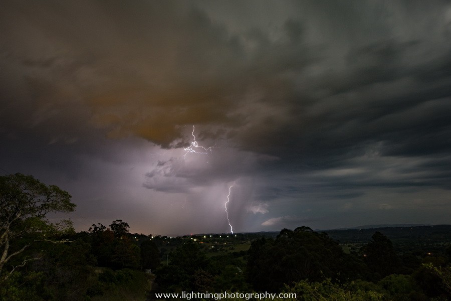 Lightning Image 20151026046