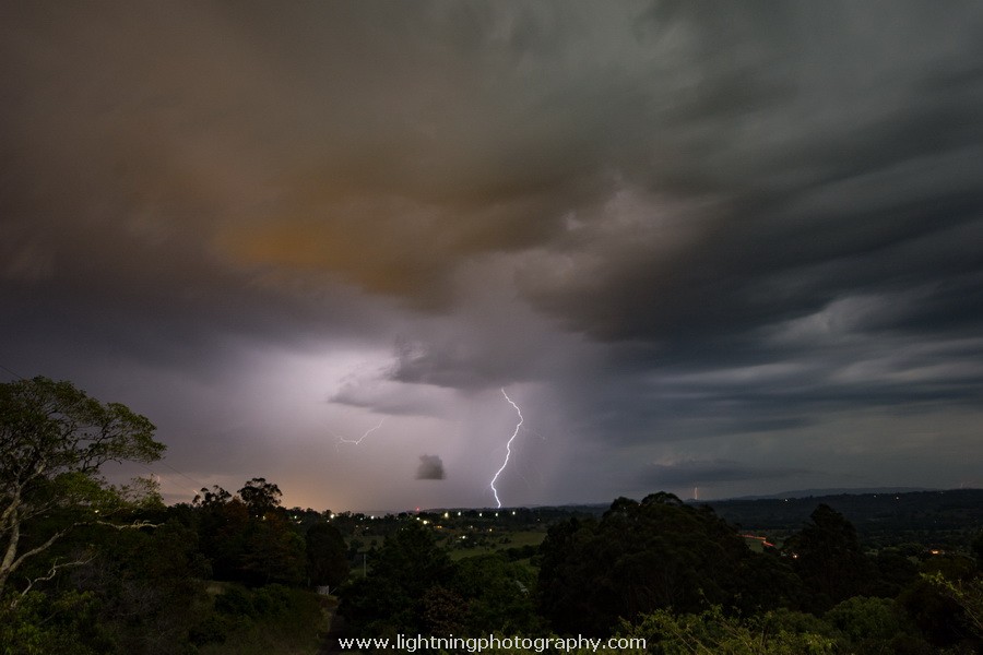 Lightning Image 20151026049