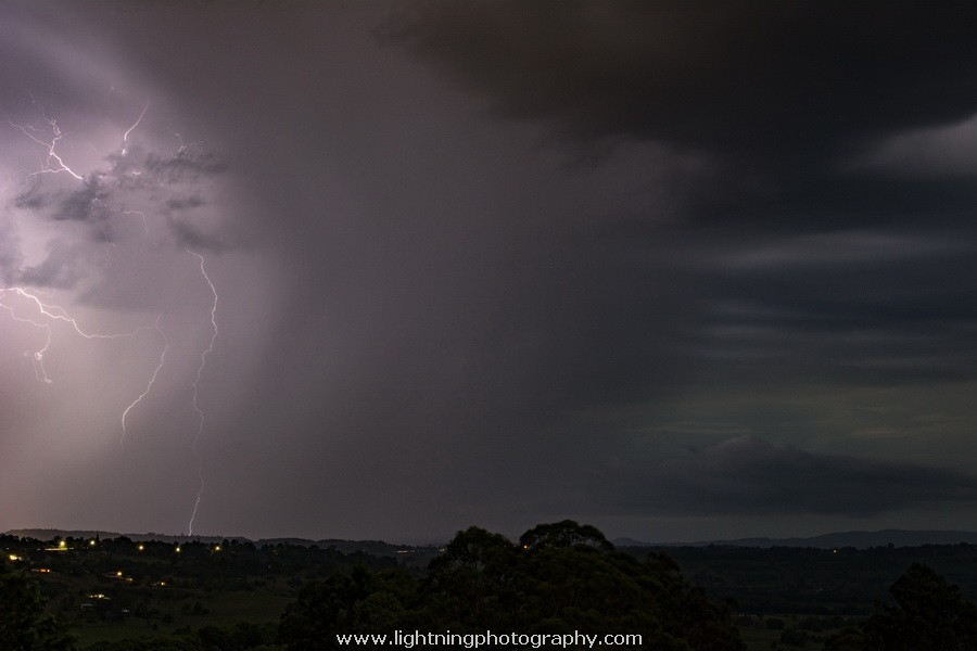 Lightning Image 20151026056