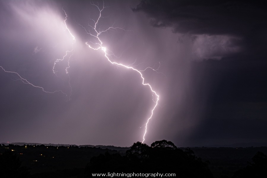 Lightning Image 20151026058