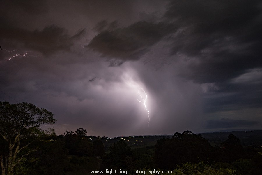 Lightning Image 20151026060