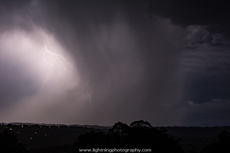 Lightning Image 20151026062