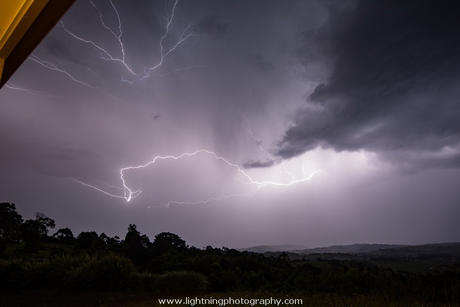 Lightning Image 20151026082