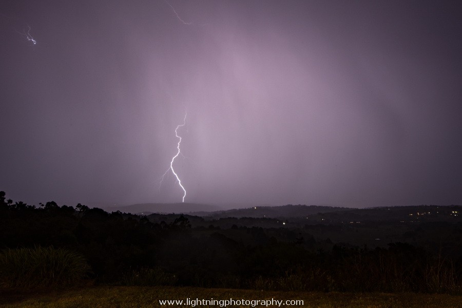 Lightning Image 2015110253