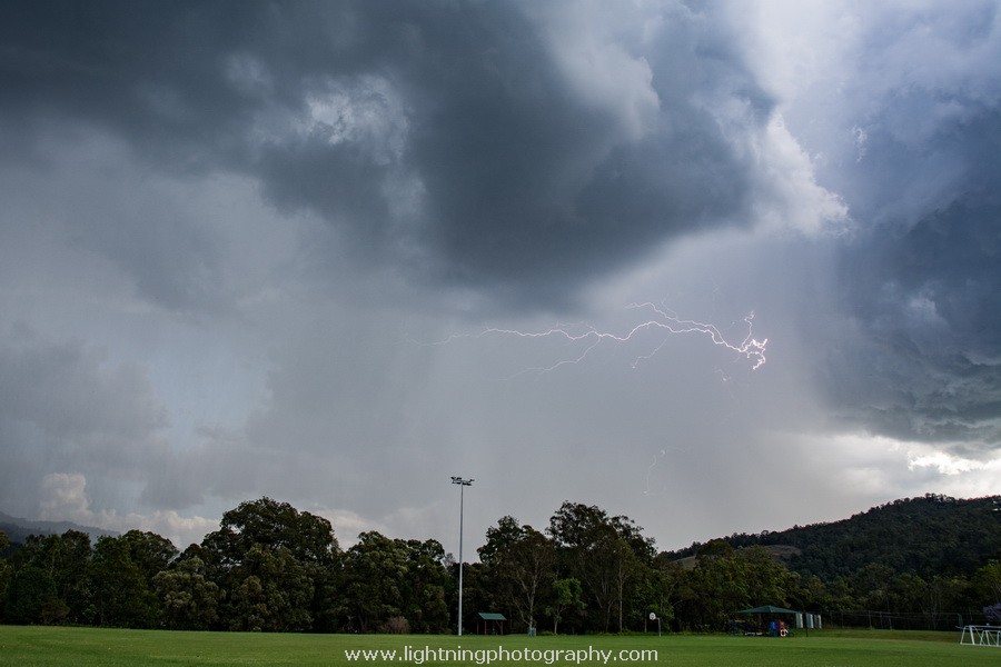 Lightning Image 2015110767