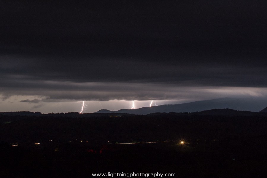 Lightning Image 2015120127