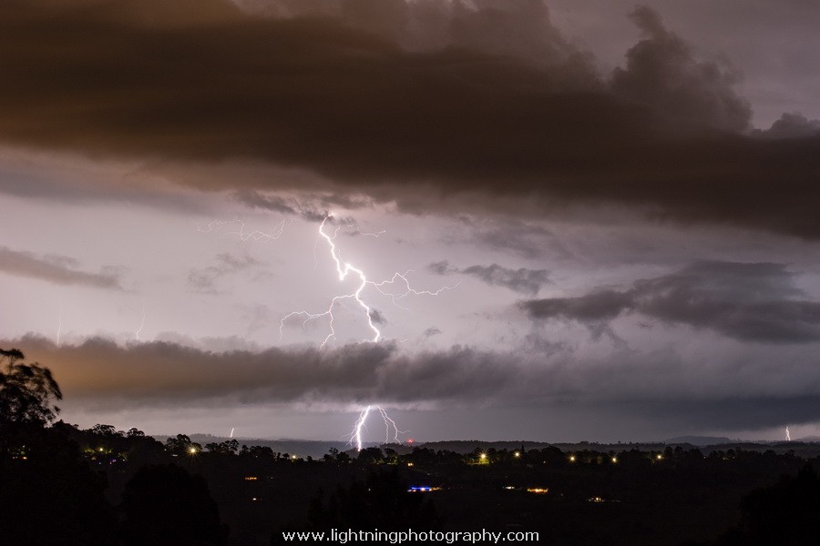 Lightning Image 2015120912