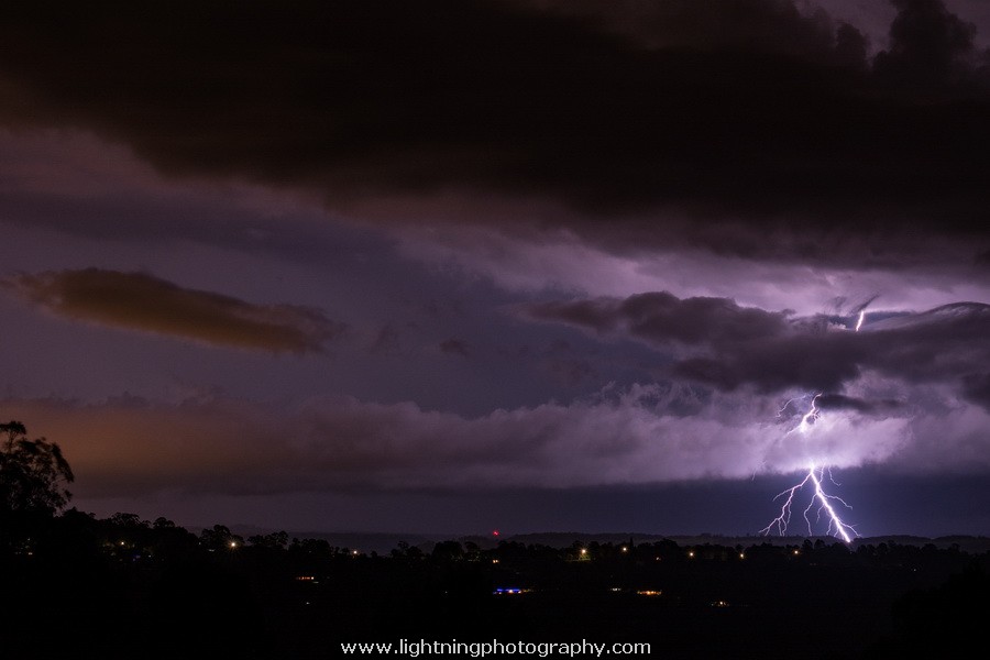 Lightning Image 2015120915