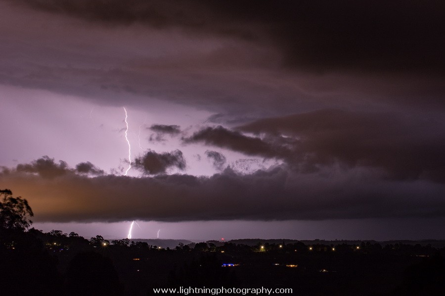 Lightning Image 2015120920