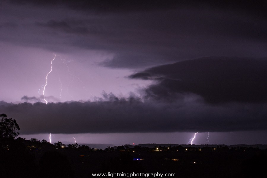 Lightning Image 2015120924