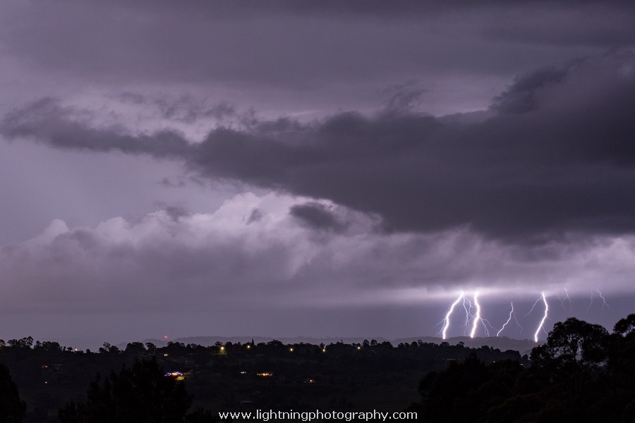 Lightning Image 2015120930