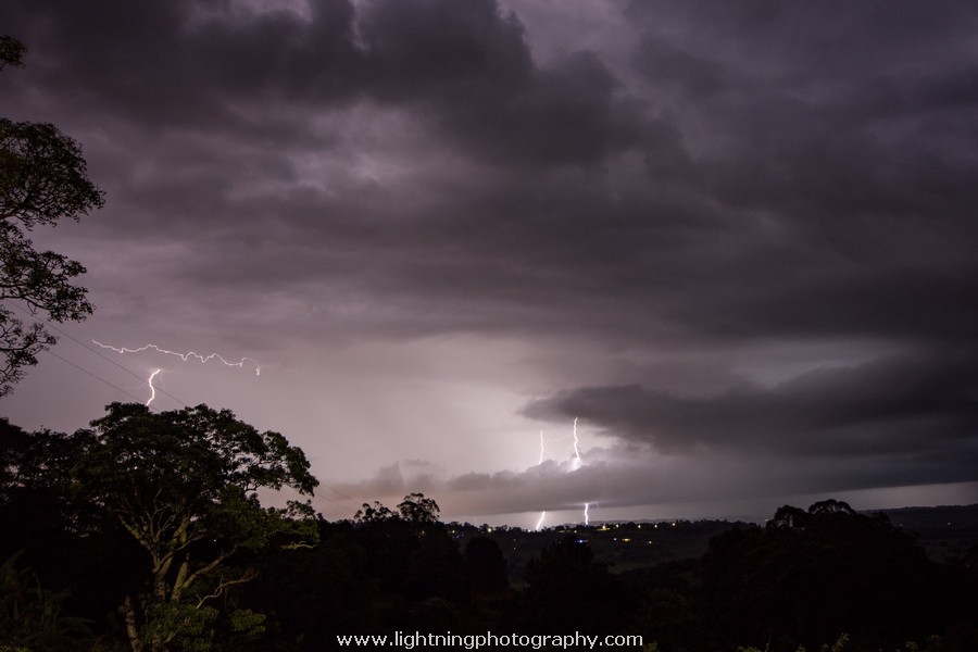 Lightning Image 2015120931