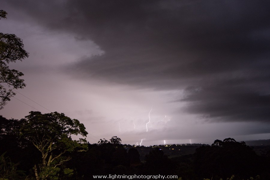 Lightning Image 2015120936