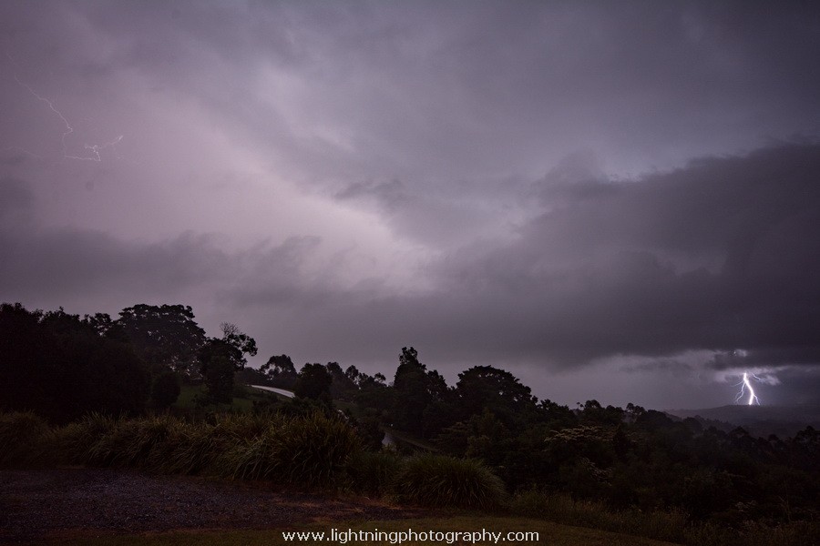 Lightning Image 2015120945