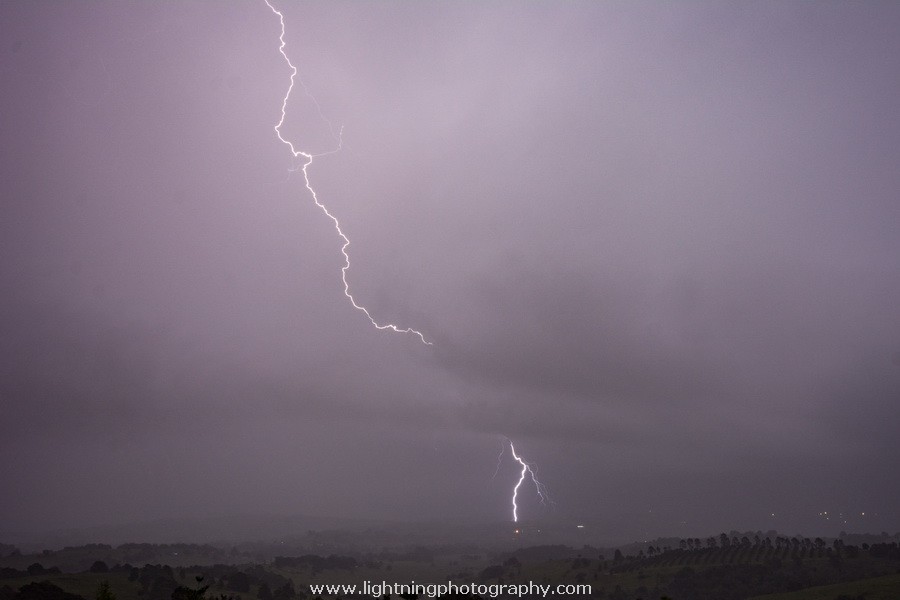 Lightning Image 2015120959