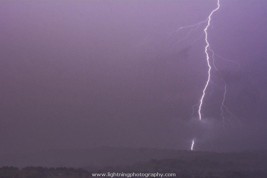 Lightning Image 2015120960
