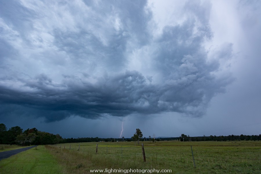 Lightning Image 20160410131