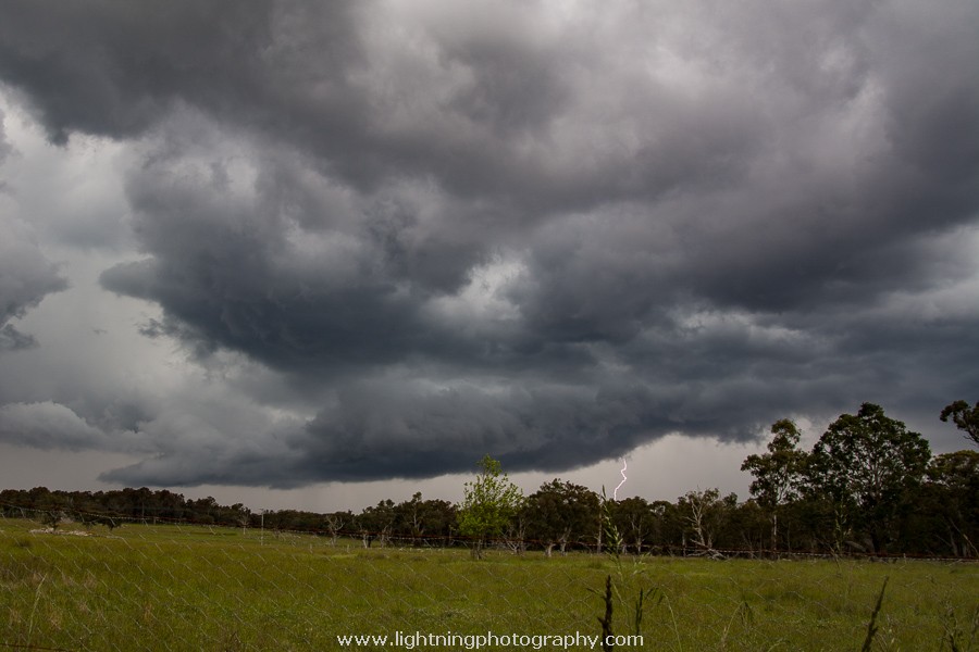 Lightning Image 2016102916