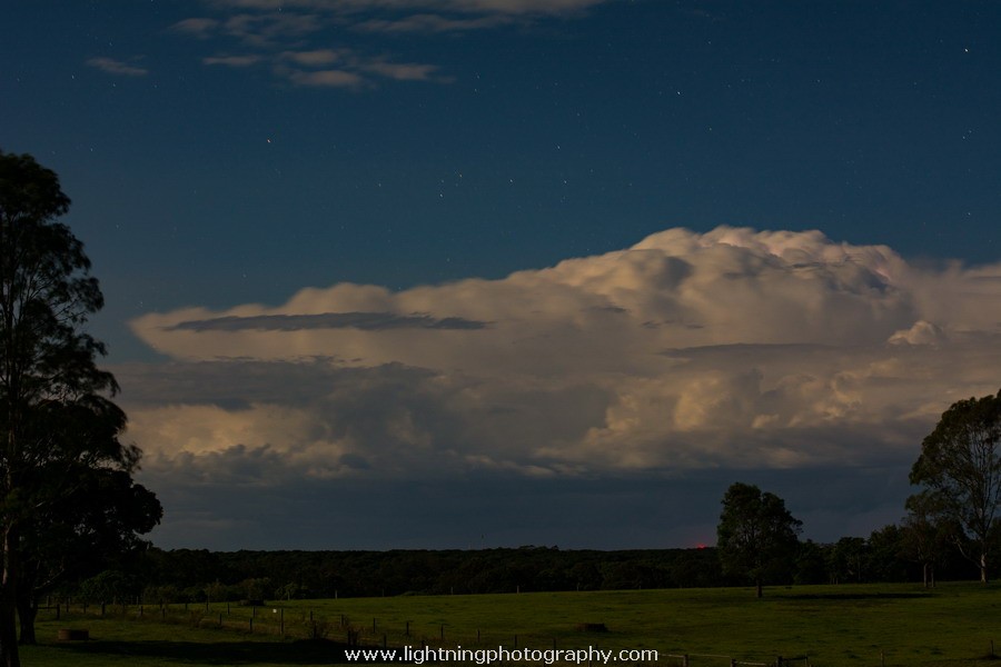 Lightning Image 2016111401